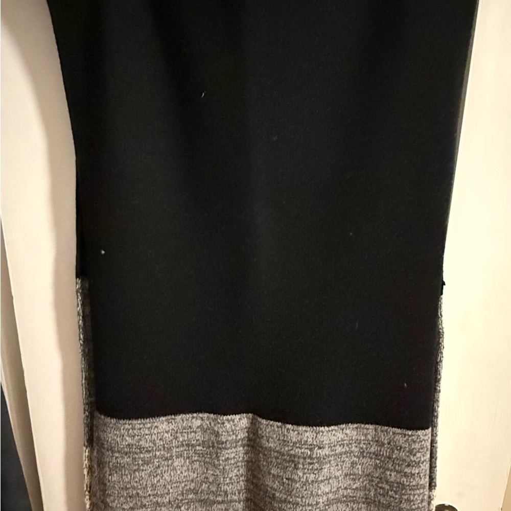 Athleta Scarf - Picture 4 of 5